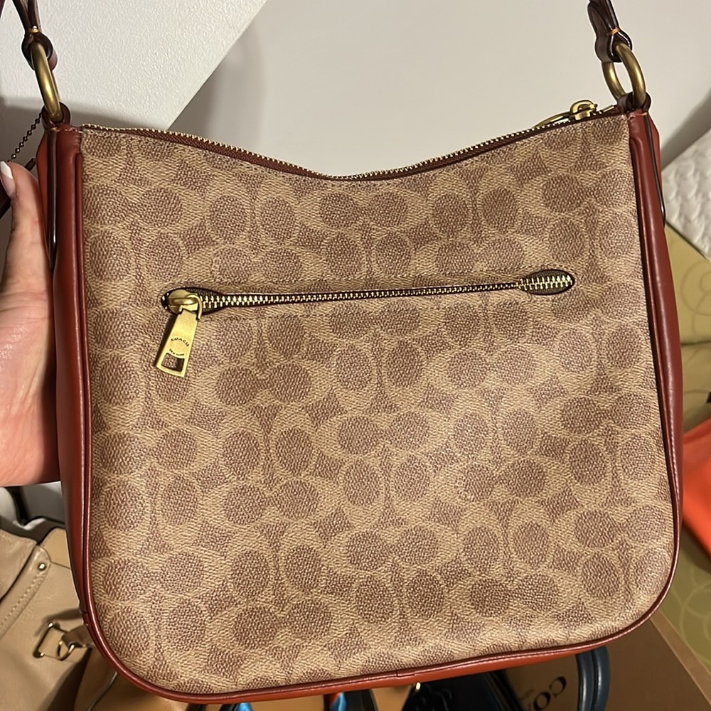 Coach Crossbody - Picture 5 of 7